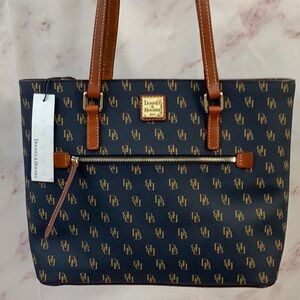 Dooney Bourke Shopper